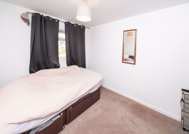 Bedroom- click for photo gallery